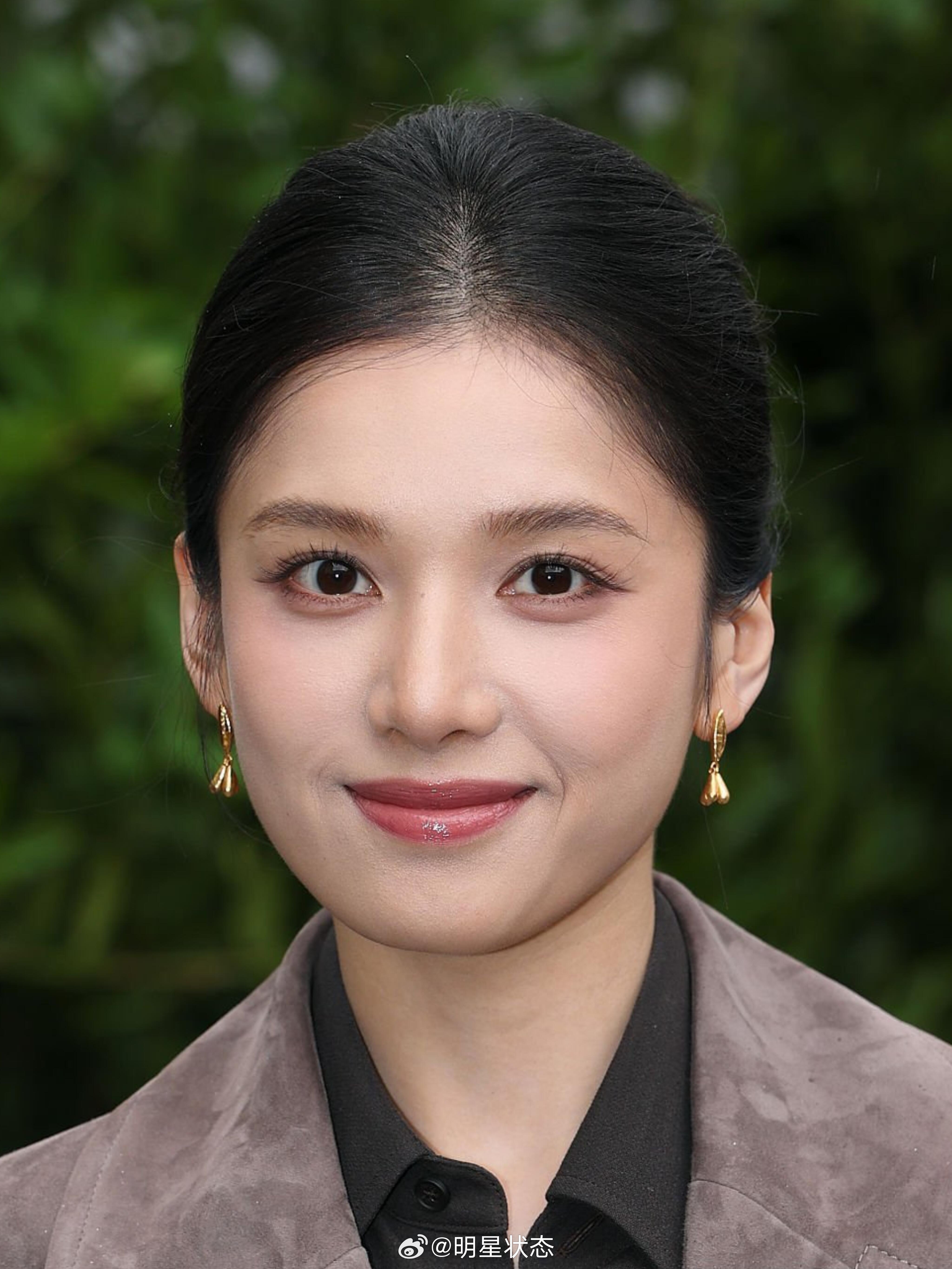 张婧仪怼脸拍太牛了，生图直出就是权威！