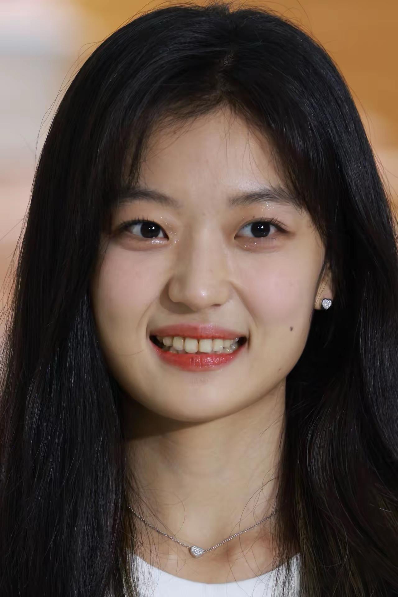 女明星里我最想不通的就是孙千了她明明长得那么漂亮演技那么好为什么就是不火呢