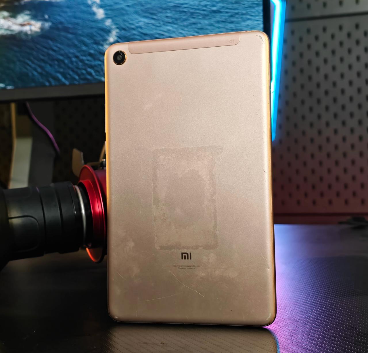 收拾房间，找到一个2018年买的小米平板4，系统还是MIUI10。（当时应该