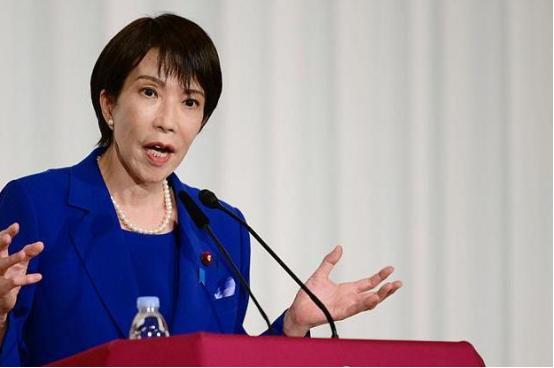 高市早苗深夜急着给特朗普打电话，20分钟通话内容死活不敢说，驻日美军掐着脖子，这