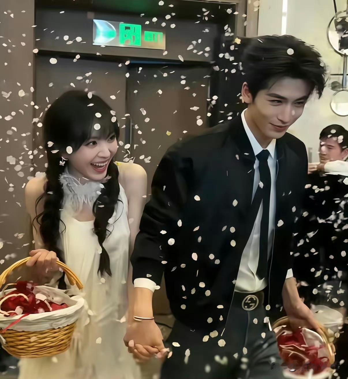 3月12日，猫眼bug，还是不小心把真实逐玉的集均播放露出来了，程序员火速修复！