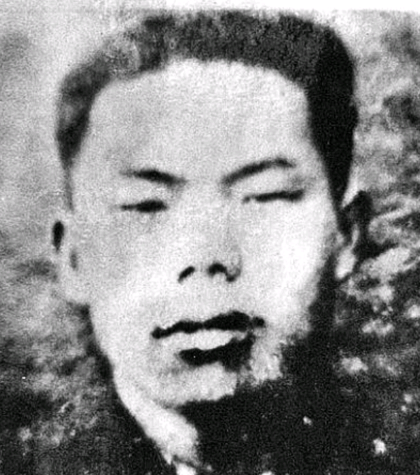 1952年深夜，朝鲜战场上志愿军战士都在熟睡，唯有一名战士因入党太激动，翻来覆去