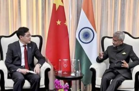 莫迪访华，很可能是想听中国的虚实。近期美国要求许多国家禁止购买俄罗斯的油气资