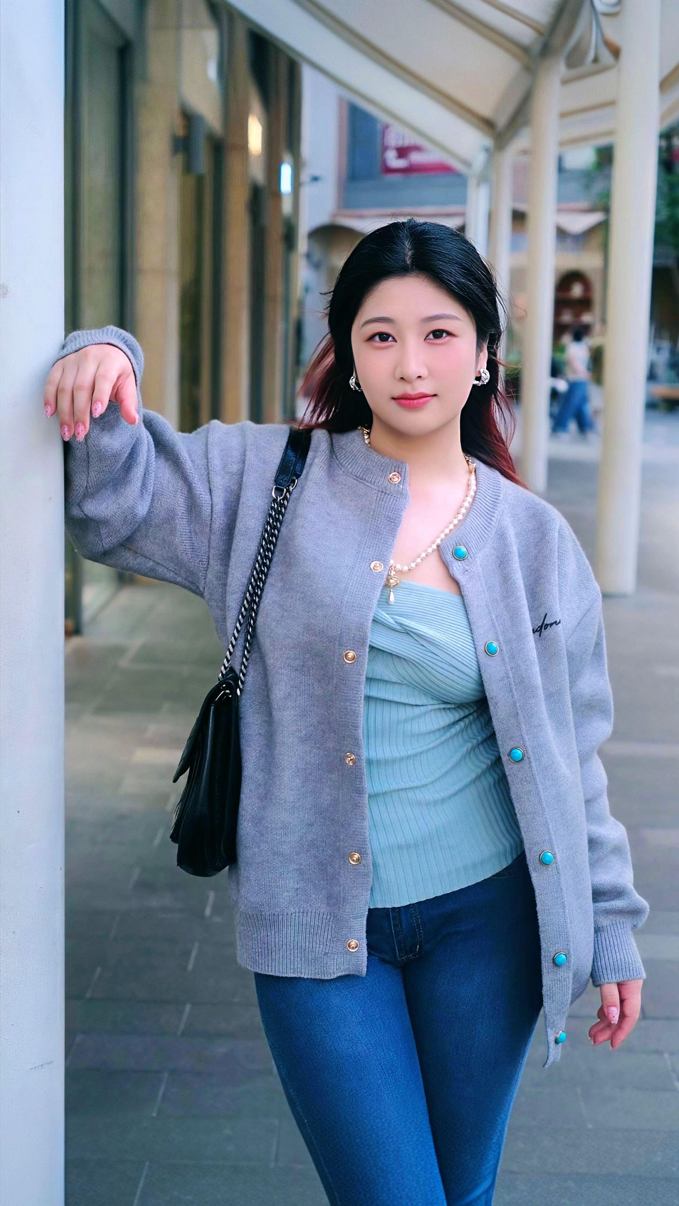 街拍小姐姐穿搭秀 每日分享 街拍穿搭