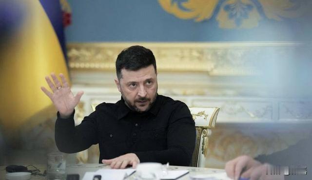 泽连斯基终于下达撤退命令，但很遗憾，几千乌军已经插翅难飞。一个视自己国家士兵生命