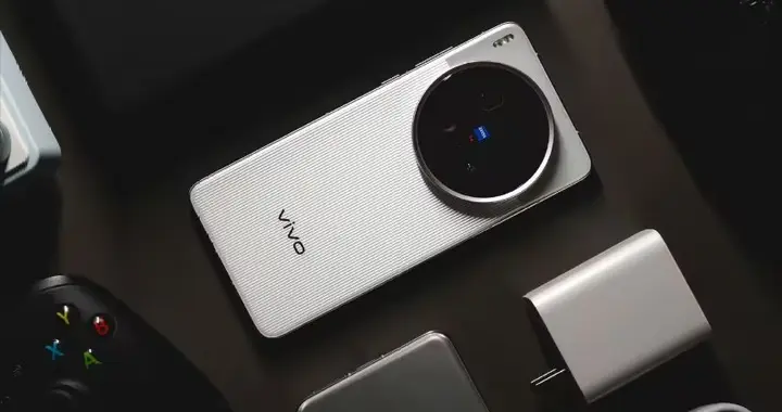 vivo X200 Ultra性价比爆表！512GB大降1300元，百倍变焦旗舰手机