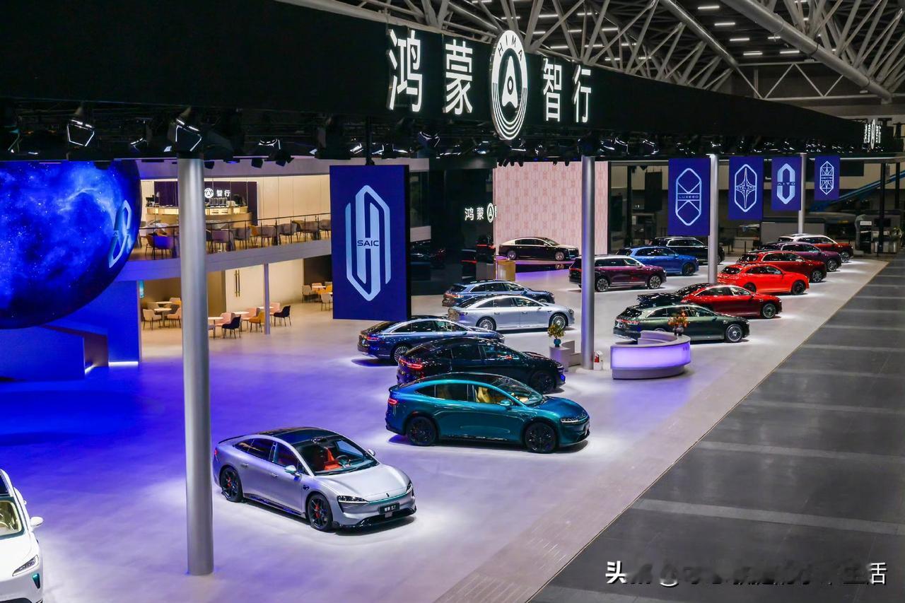 隔壁邻居这个老六，我真服了！接到物业打来的电话，说我在地下车库停车的时候把邻居