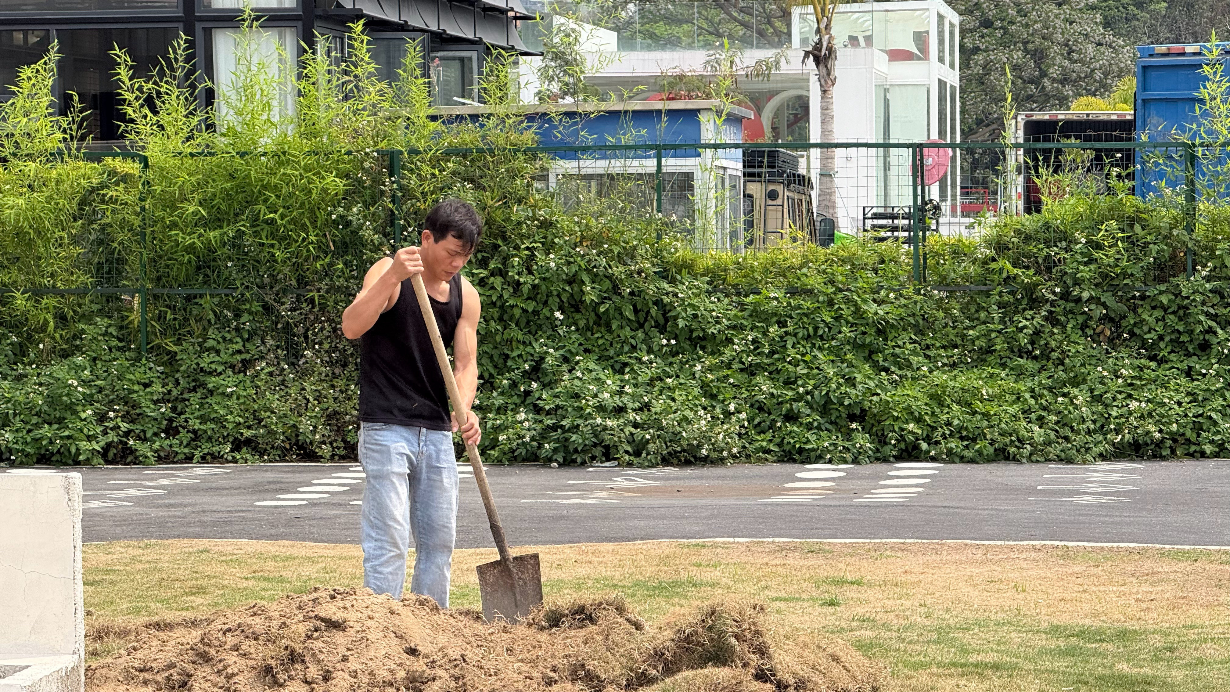 这应该就是传说中的扫地僧吗？