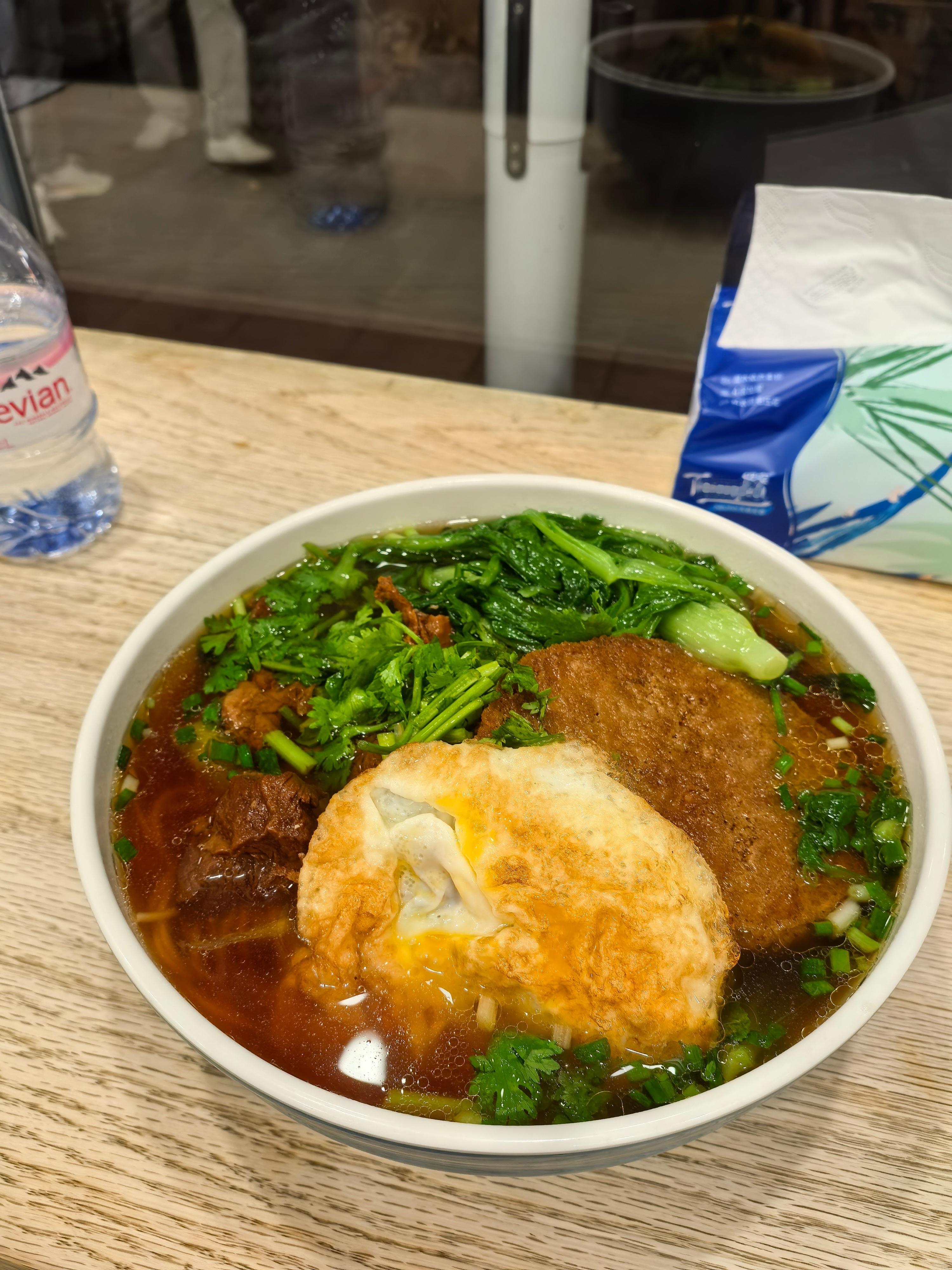 上海路边好吃的面条店特别多…我又发现一家！​​​