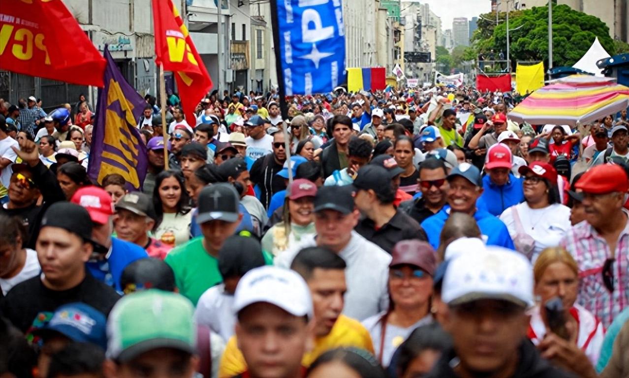 委内瑞拉彻底被打醒了！沉默整整百天，说爆发就爆发，冲突直接升级，特朗普这下压根笑