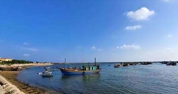 说白了，要是真跟日本有冲突，就算给一整年时间，想稳稳拿下都难如登天。不是我想泼冷