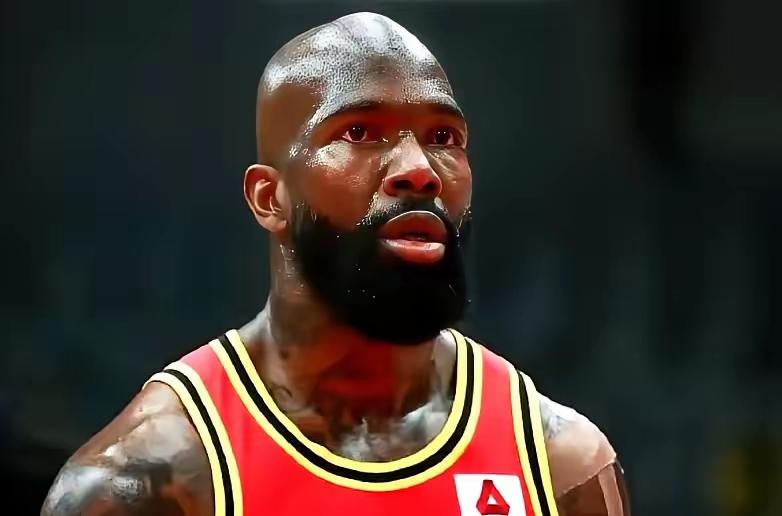 辽宁男篮的好消息来了近日，曾经效力过辽篮的CBA最佳外援琼斯发声