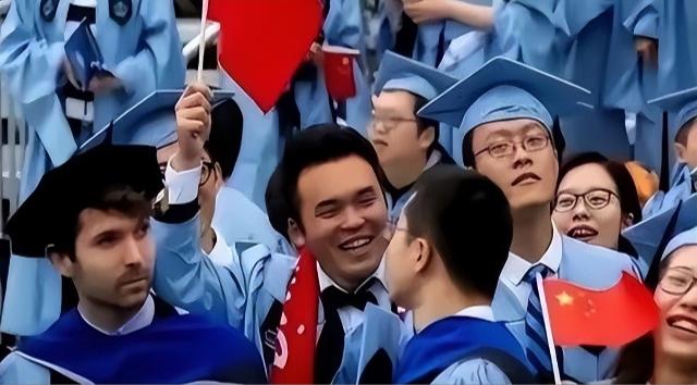 美国民调称77%民众反感中国，中国民众对美好感度呢？结果让白宫沉默。皮尤报告显示