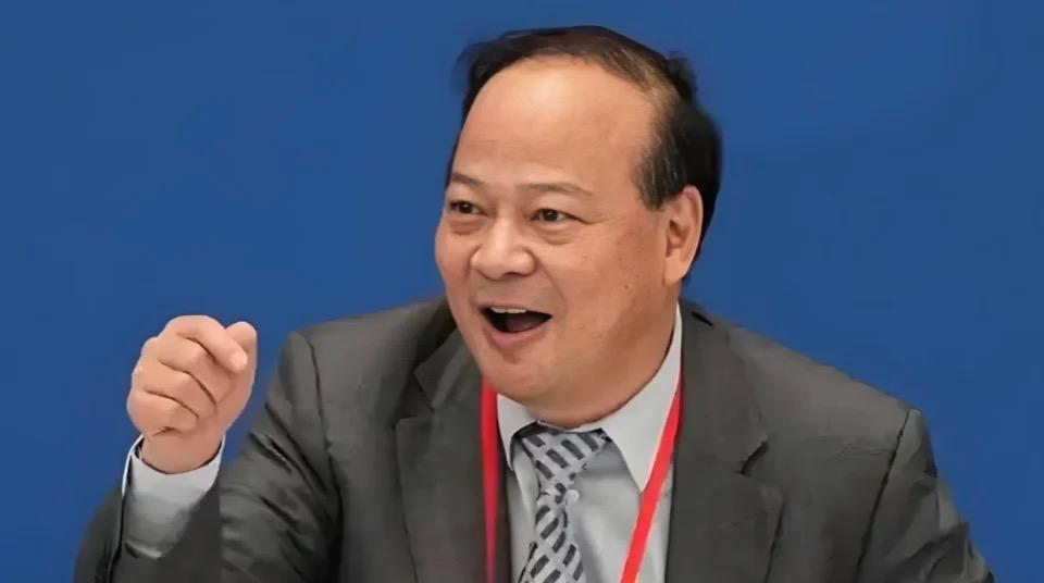 361亿！宁德时代史上最大分红来了。去年净赚722亿，一半拿来分，每10股派69