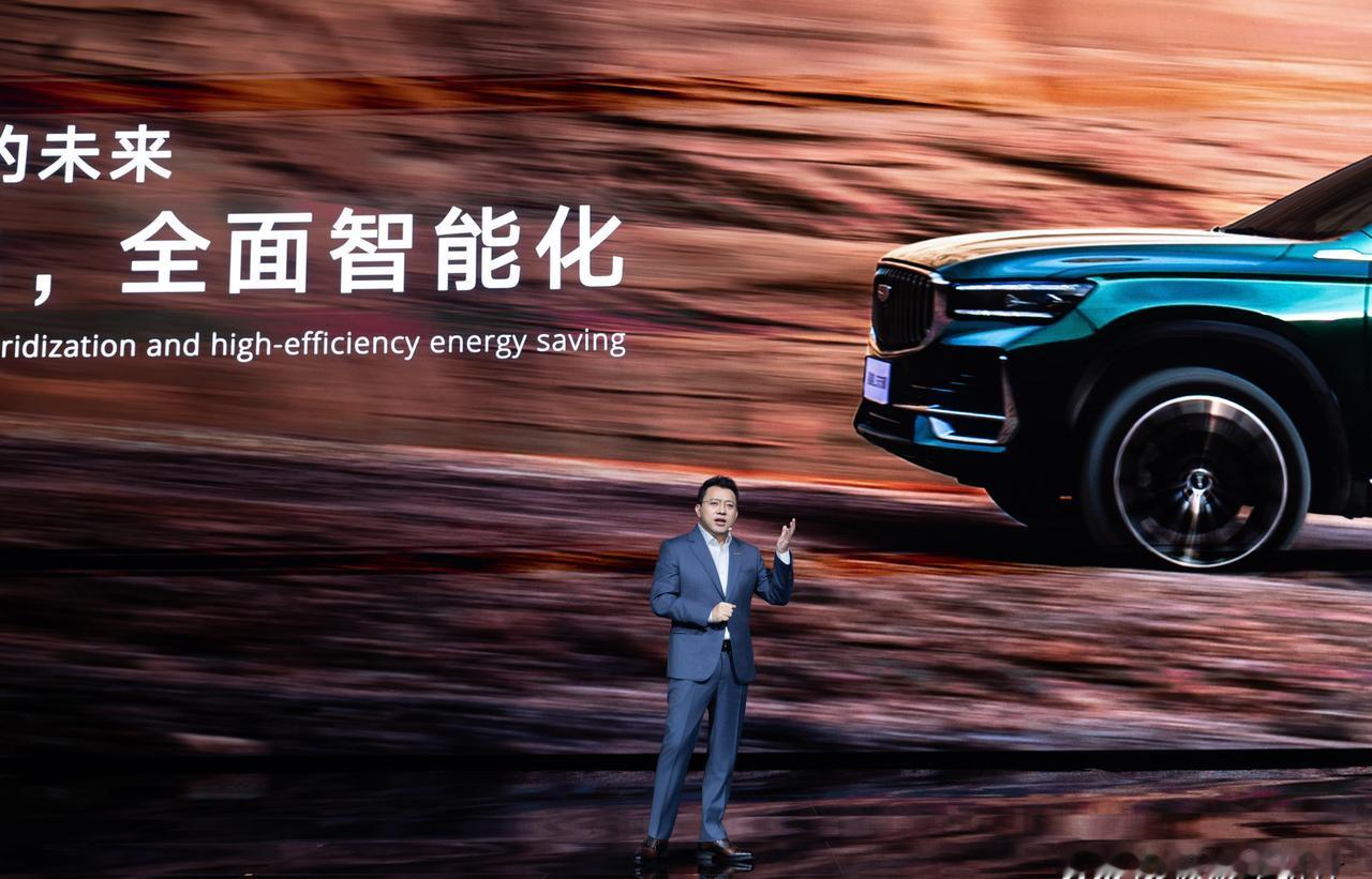 “混动只有两种，一种是丰田，一种是其他。”这句话我信了快二十年。但今天，得改改了