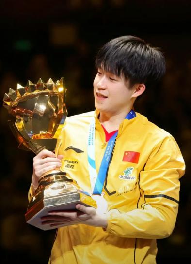 外协乐的合不拢嘴！王励勤愁没新人顶上来王楚钦和孙颖莎一直夺冠别人看着高