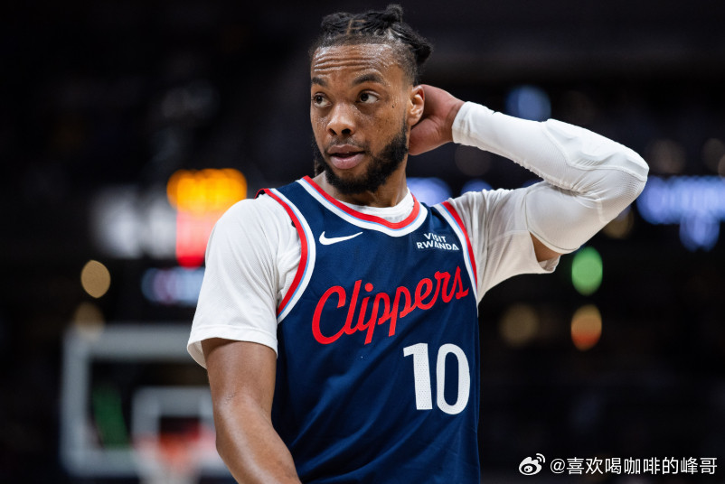 NBA常规赛，快船127-113战胜雄鹿。此役，加兰9中5，三分7中3，罚球2中