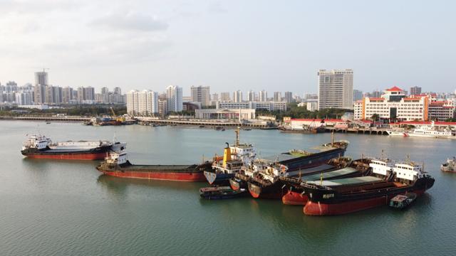 海南全岛封关首日：美国企业组团抢滩，全球供应链变局开启12月18日，海南自由