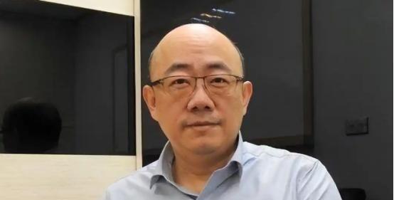 台湾评论员郭正亮曾表示：“我认识的国民党人里，没有一个主张两岸统一；连战、吴伯雄