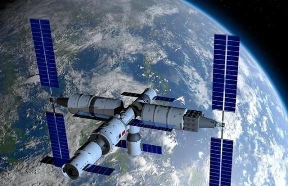 为什么大家都不提中国空间站了？因为没法提了！咱们现在跟国际空间站的差距太大了！