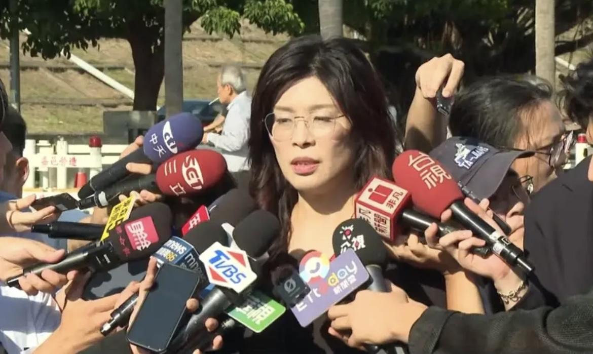 郑丽文祭拜吴石却称其“不是政治受难者”，这波操作藏着大智慧！很多人听了可能纳闷