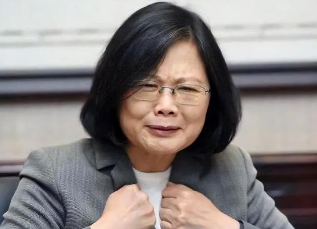 中国为何暂未采取收台行动？背后主要有四重考量。咱们先扒一扒最大的场外干扰项——