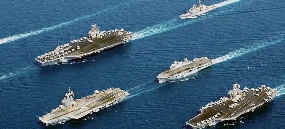 2016年那场南海对峙，很多亲历官兵都写下了决心嘱托。两大外军航母编队携大量战机