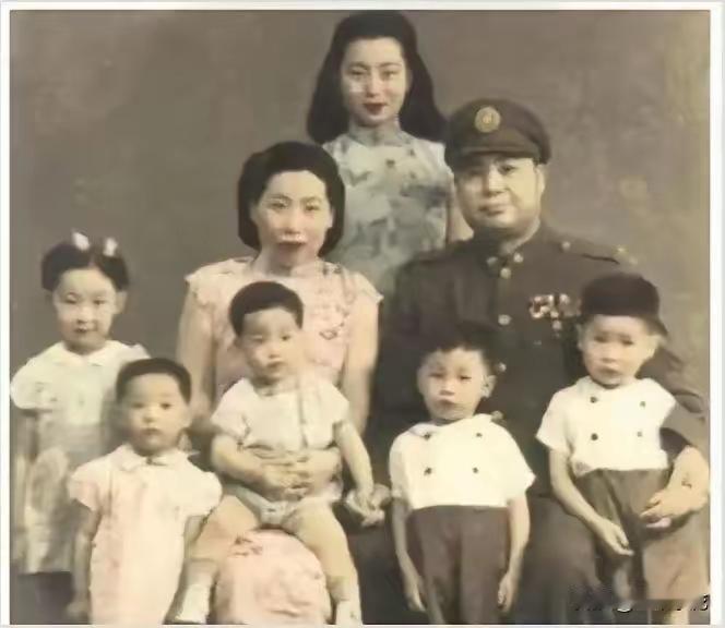 1978年，国民党陆军总司令关麟征致信徐向前，只问一件事：46年前差点杀掉我的那