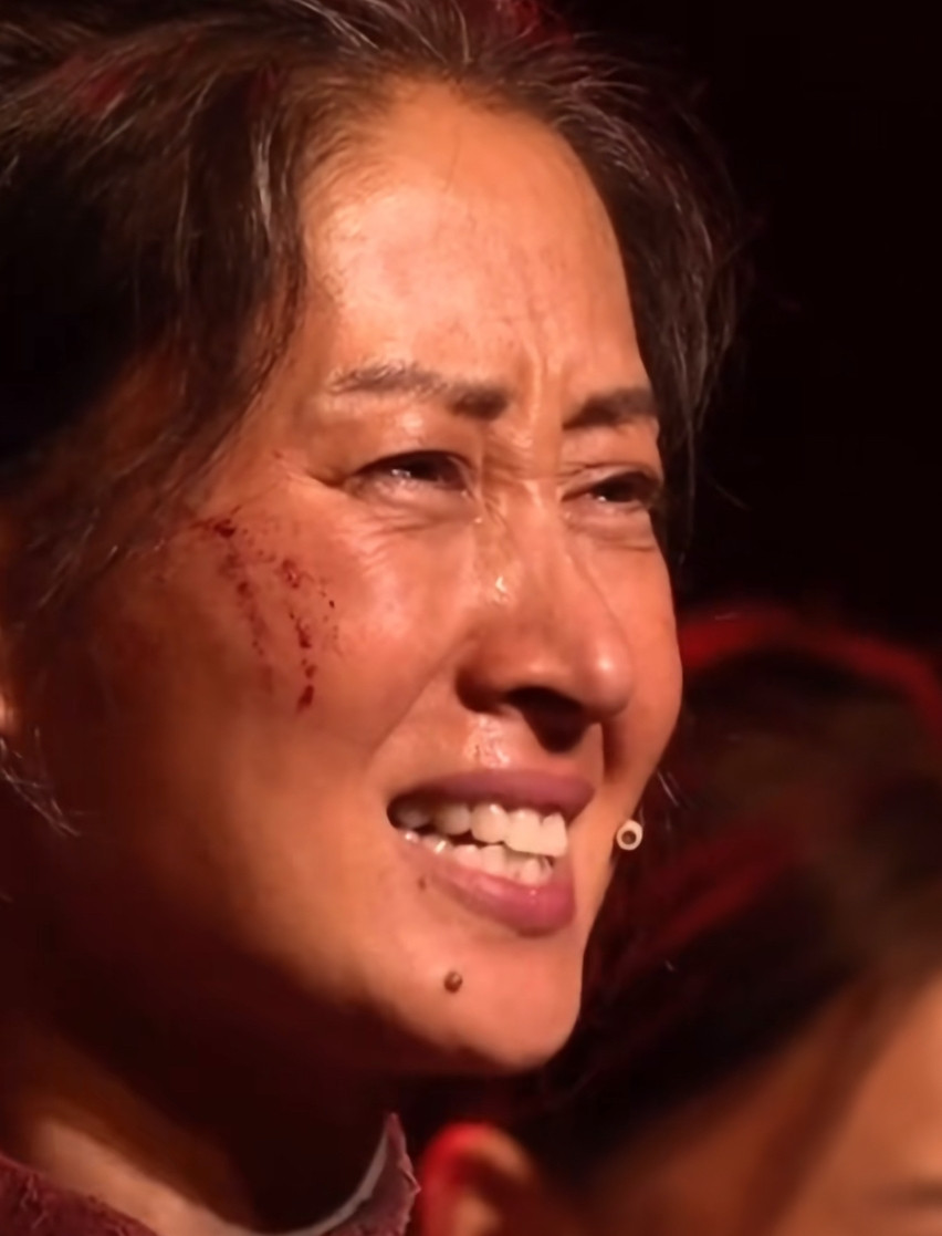再度验证了那句话：演员就该好好演戏！歌手就好好唱歌！昨晚的文艺晚会上，刘敏涛