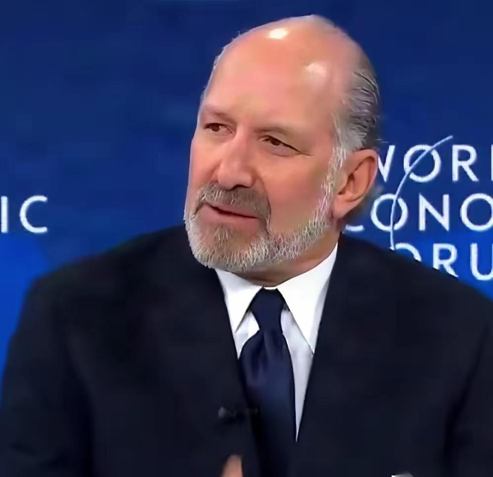 美国商务部长对着满屋子议员，就说了一句：“到今天为止，中国一块H200芯片都没买