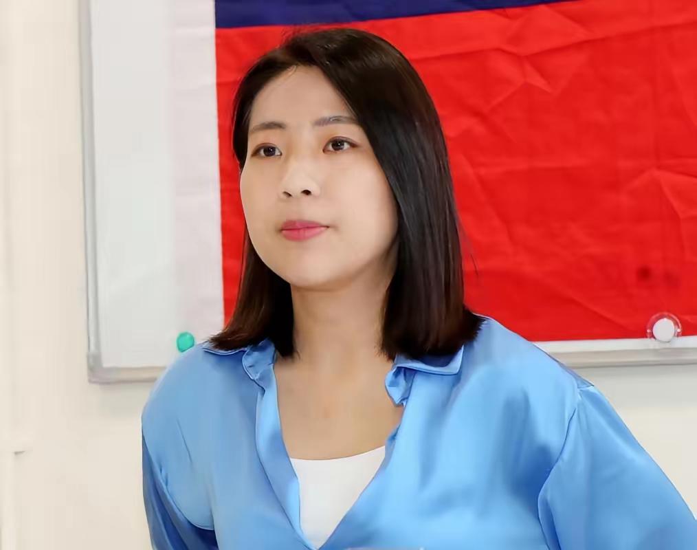 徐巧芯这个时候要小心，不要被人利用，与国民党党中央搞矛盾。现在又到了选举的时