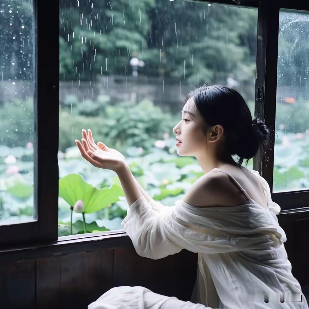 十几天的相聚，装下半年的念想我家那口子终于休假了，从西北的高铁工地回来，一