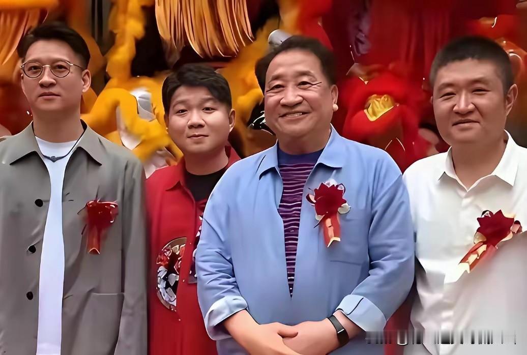 郭德纲被相声同行集体排挤，是言语失度，还是行业固有的排他性？个人锋芒太盛打破原