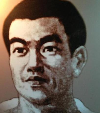 1928年年初，30岁的程儒香被敌人拖到箭厂河吴氏祠堂大门外，一阵毒打后，被扒光