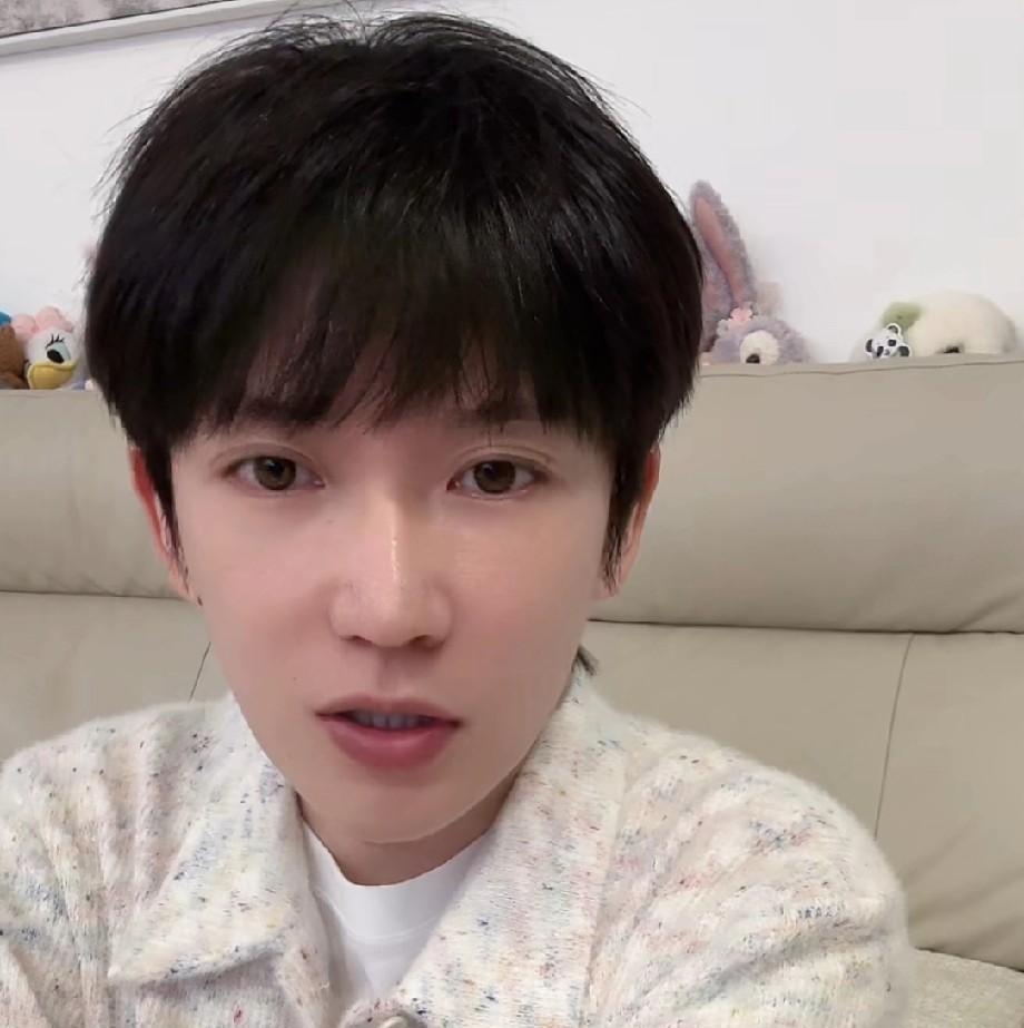 #万能生活指南#张兰最器重的肖肖果然没有让大家失望。现在肖肖的工作都是和大明星