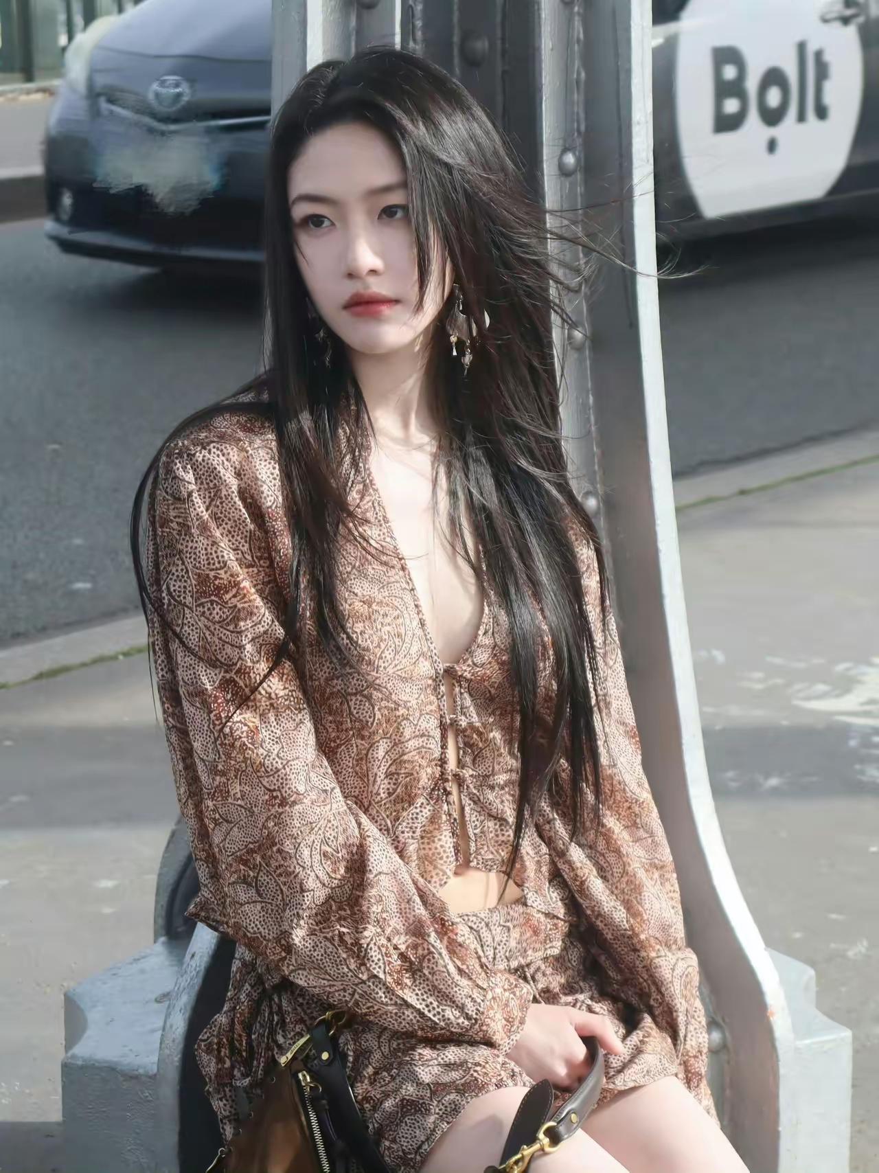 在中国创业的美国年轻演员，向涵之