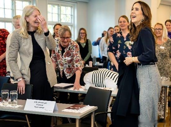 新闻2026.1.20丹麦王后玛丽携玛丽王后基金会访问霍尔贝克医院并举办“携