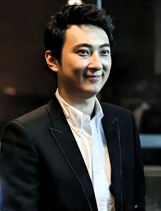 王思聪也出事了，继王健林被限制高消费后，当年的国民老公，万千少女的老公王思聪今天