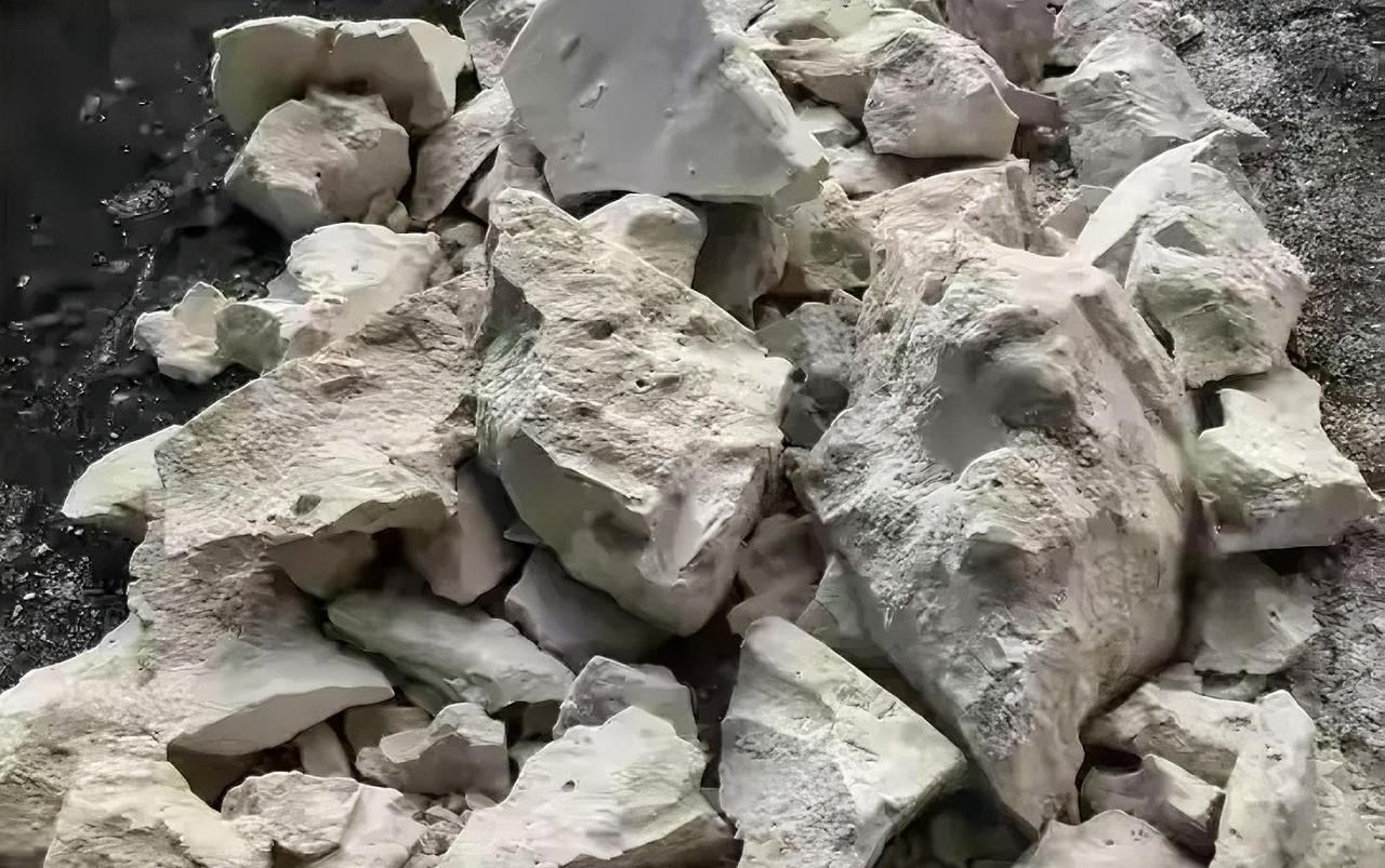 G7抱团弃购中国稀土，特朗普宣告“取胜”？真相太讽刺！不等中国出手管制，G