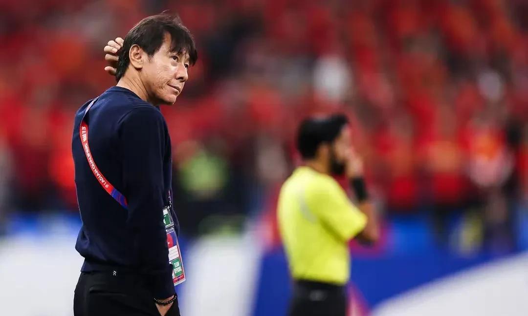 申台龙通过韩媒主动回复：“做中国国家队主帅太有吸引力，我愿意执教中国队，我相信能