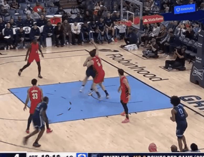 克林根受伤罗威不打杨瀚森首发上场，三分半钟两犯规一失误！俗话说机会总是留给做