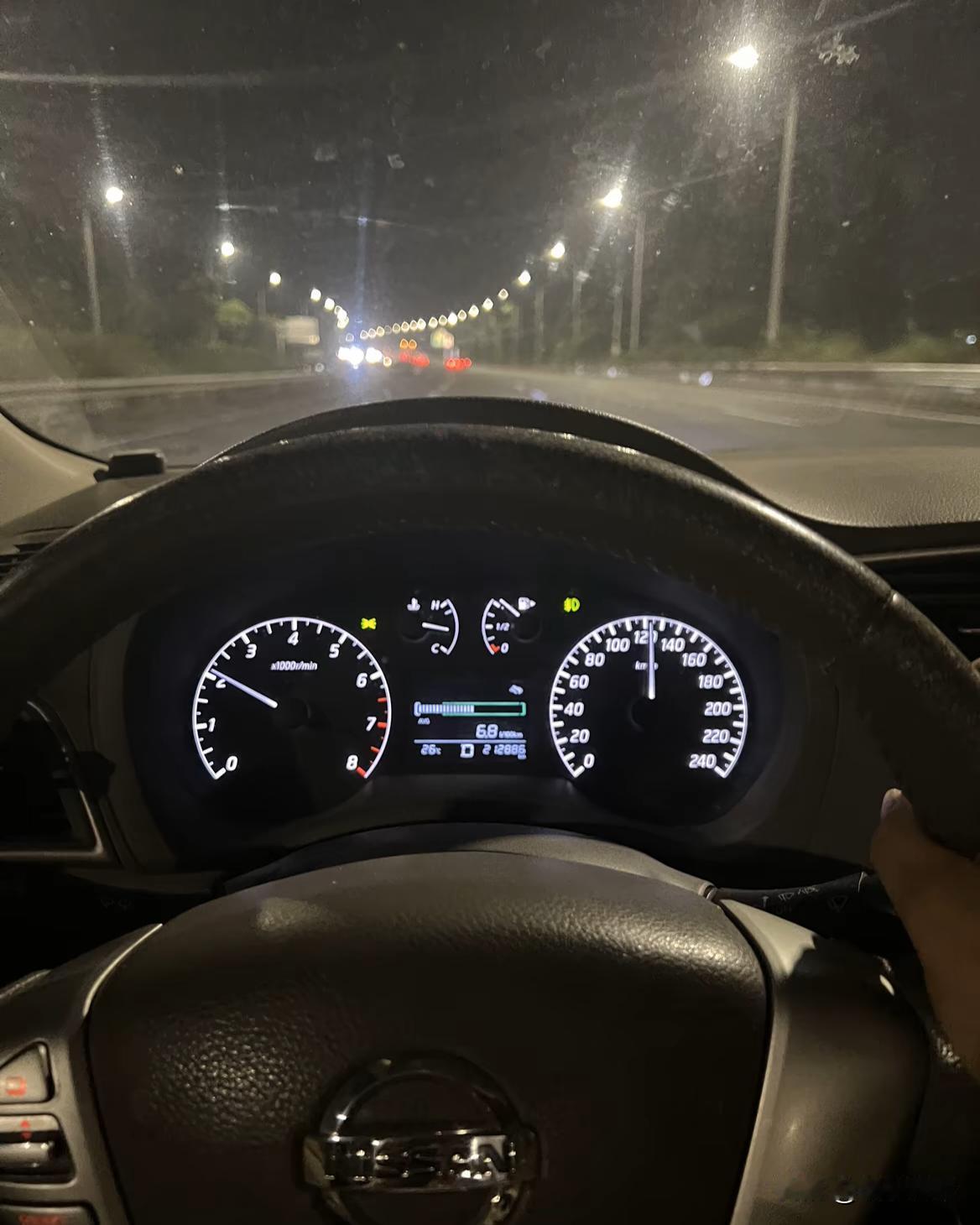 现在一说动力肉，很多人就说自己的车可以跑120.150，不肉，其实这些人根本不懂