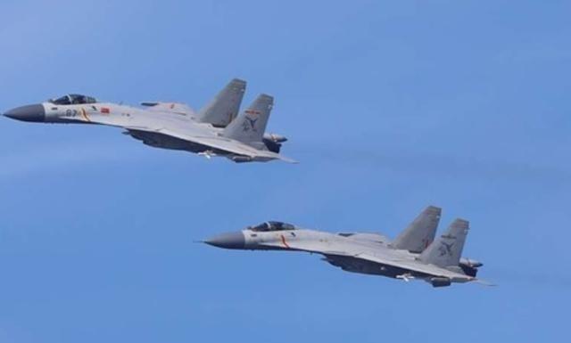 我们对付日本的手腕越来越硬了。根据日本防卫大臣小泉进次郎的描述，我国“歼—15