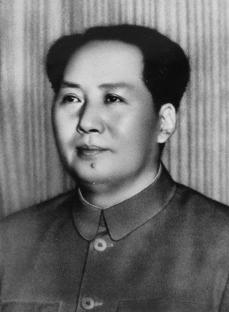 什么叫特色？中国几千年来走的都是私有化的道路，而毛主席建立公有制、带领中国人民走