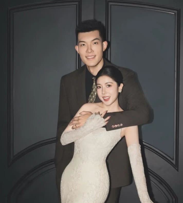 高速男篮之最：薪水最高的球员：克里斯脾气最暴的球员：于德豪防守最好的