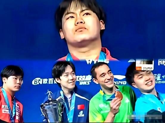 松岛辉空那张“臭脸”？我一开始也觉得他太狂，输不起。但看了他澳门世界杯的整个