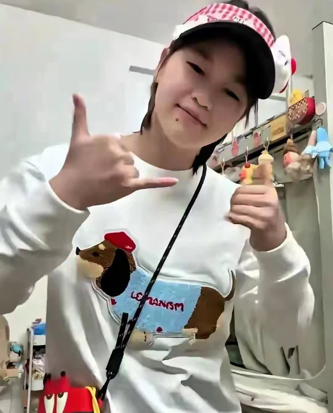 哇塞！全红婵长高后惊艳蜕变！昔日跳水小精灵展露出少女风华
