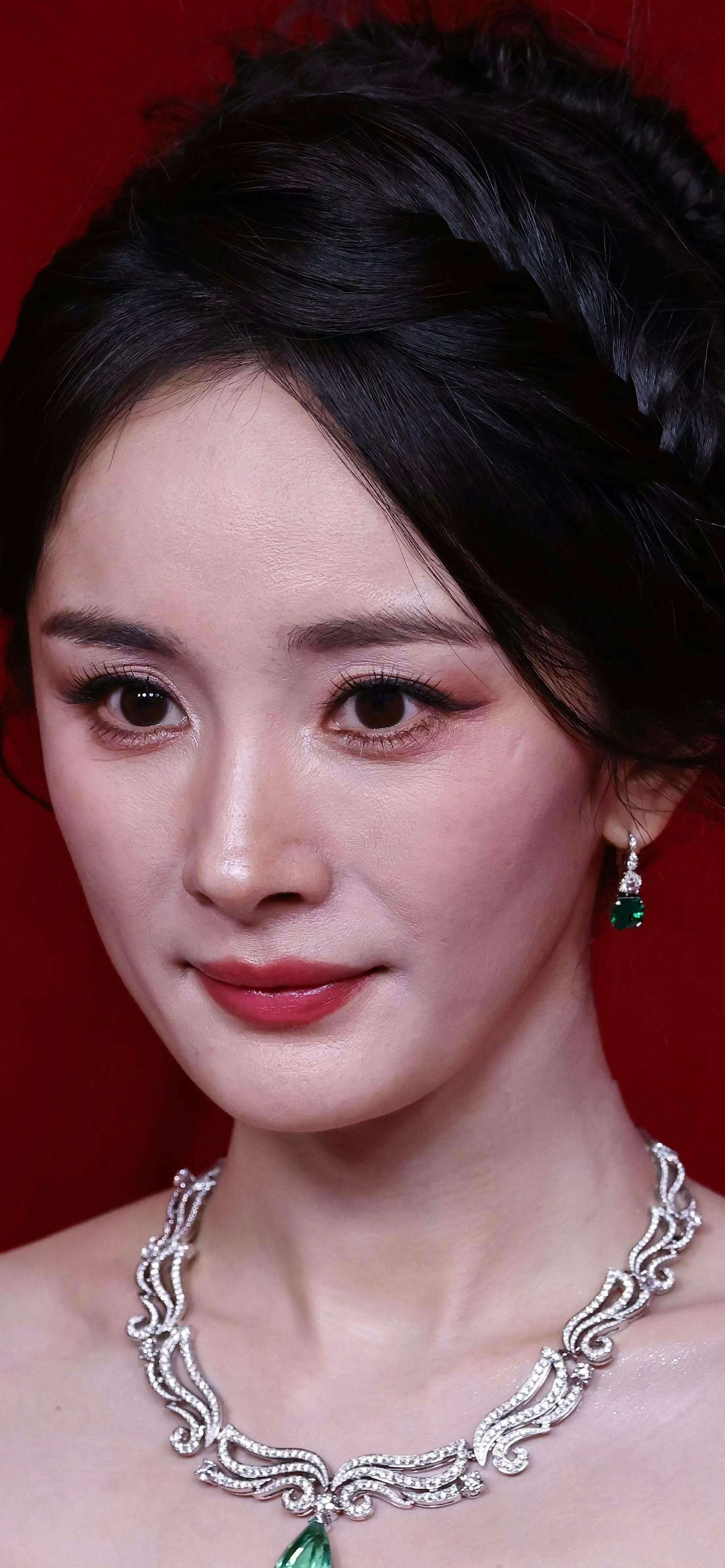 杨幂生图怼脸状态好棒啊​​​