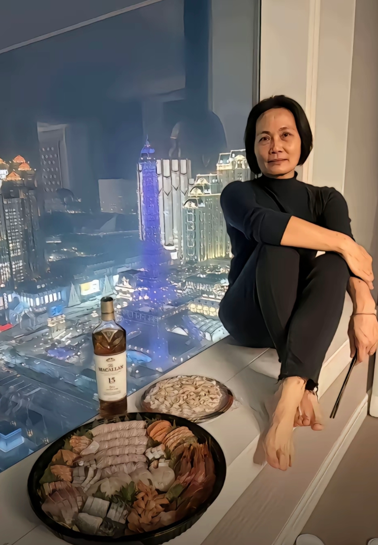 一个月八万的零花钱，我快顶不住了