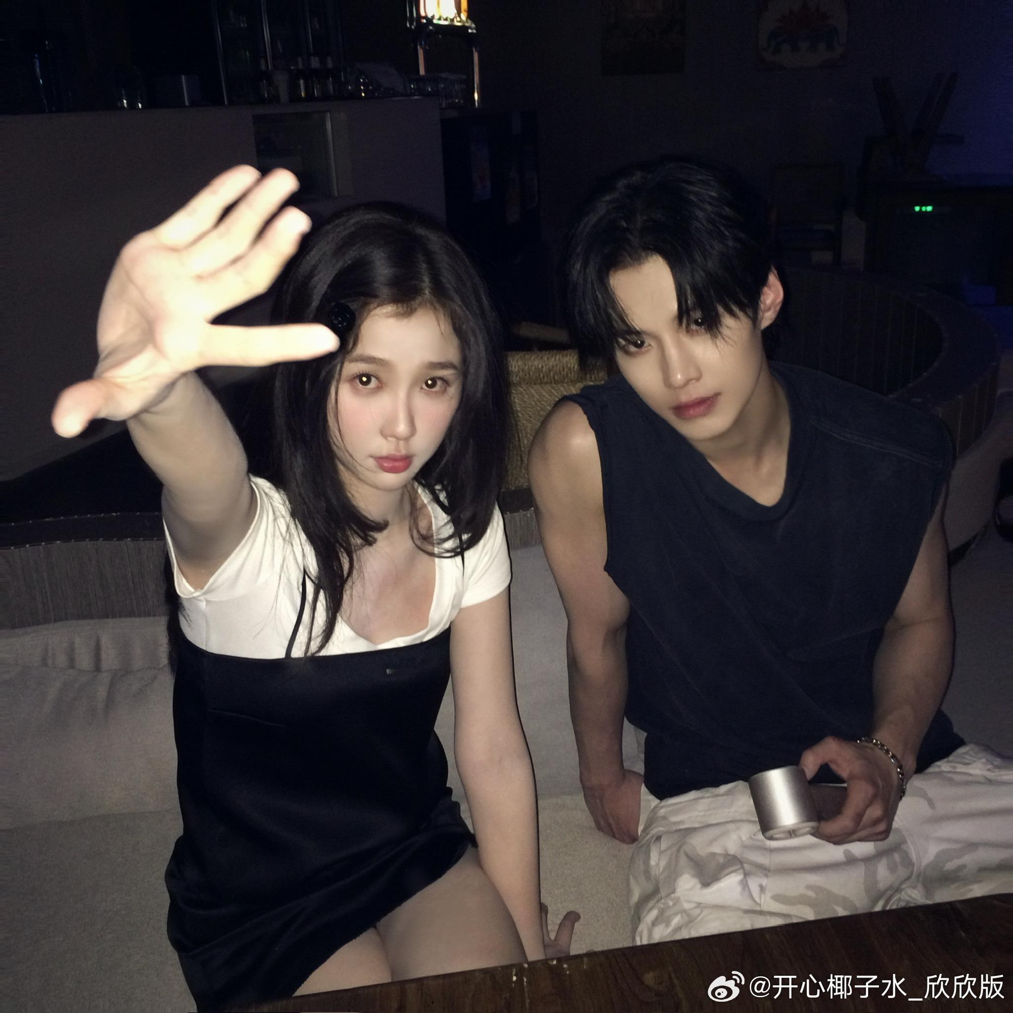 太养眼了暮暮朝朝这对小情侣期待明天的新剧情！！欢迎大家来看双轨呀